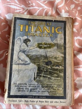 The Great Titanic Disaster Vintage Booklet - Illustrated Cover